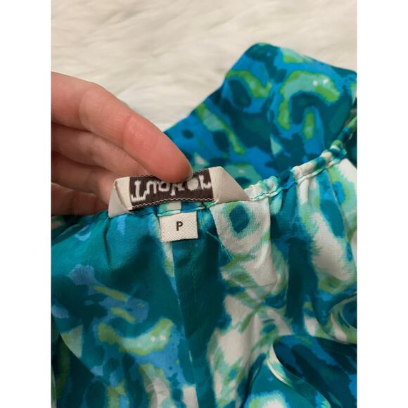 Tucker 100% silk watercolor green and blue cami size small - Picture 9 of 9